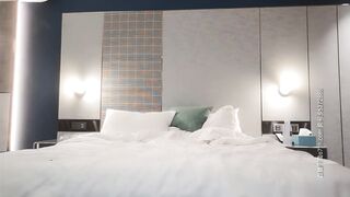 【小宝寻花】深夜场极品性感妹子，舌吻口交调情扣逼自摸骑乘猛操