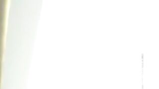 【小宝寻花】约了个白色T恤苗条身材妹子，舌吻调情沙发上骑坐自己动床上猛操