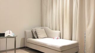 【小宝寻花】约了个高颜值长相甜美妹子，舌吻互摸上位骑乘再到床上舔弄猛操