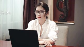 [糖心Vlog] 【制服诱惑】超人气女神小江疏影【多乙】色情会计不做爱不报销，肉棒爆肏娇嫩蜜穴，极射黑丝蜜桃臀