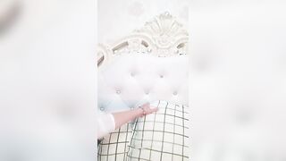 漂亮眼睛极品颜值女神【热舞篇】下海大尺度秀 ，义乳露奶装超嫩粉穴，手指扣弄拿出假屌抽插，翘起大屁股掰穴搞得湿湿