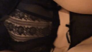 用大屌把妹子操的呻吟浪叫