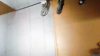 【约漂亮小姐姐能干一小时】，小帅哥横扫百花从，嫩妹大学生带酒店，激情交合欢愉