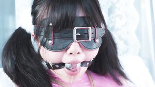 纯享版cos爱丽丝粉胶衣首次，ru夹股绳放置挣扎，棒棒强高和柠檬汁强制口水分泌，口…