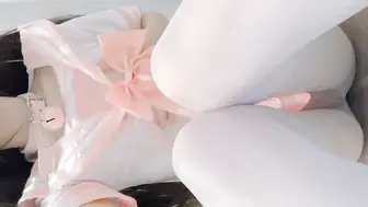 【福利姬少女】极品jk福利姬丝足诱惑自慰粉穴高潮喷水