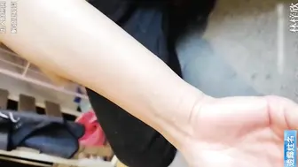 火爆全网姐弟乱伦门事件泄露-母狗御姐女神勾引弟弟操自己的骚逼