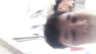 【户外】小情侣周末太疯狂，宿舍阳台做爱真刺激