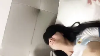 乖乖女超反差用小穴温暖爸爸的大鸡巴
