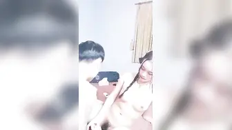 极品粉嫩萝莉 高挑双辫子妹子露脸口交
