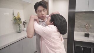 天美TM0024 淫母爱肉棒