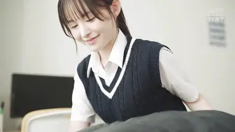 IPZZ-694 [无码中文字幕]天真烂漫的制服美少女的趣味口交 山田铃奈