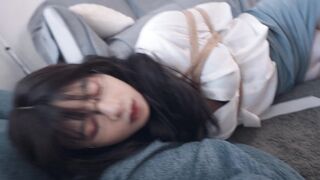 145【丝米】《沦为狗奴的小叶》OL娇美男娘小叶，取外卖却遭遇入室捂晕！吊绑、马具口球羞辱！口水不止…下面被反复寸止蹂躏，驷马无情折磨，要沦为狗奴了哦，小叶却满眼的期待……