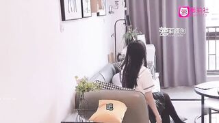 『小敏儿』 补习老师淫行计划中出，白虎JK小学妹就是嫩，各种姿势抽插打桩爽翻了！