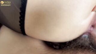 后入黑丝女友 身材不错 鲍鱼肥嫩 在家被大鸡吧男友无套输出 内射